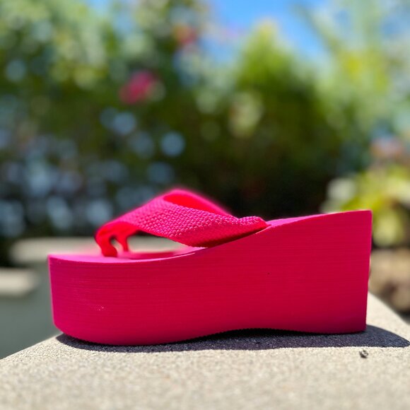 NEW🔥 Hot Pink Canvas Thong Open Toe Platform Wedge Heel Flip Flops Slide Sandal - Picture 3 of 6